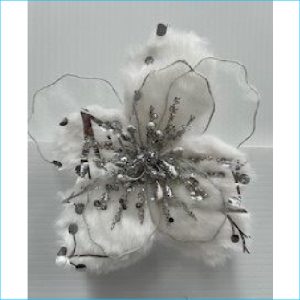 Clip on Xmas Rose White/ Silver 15cm