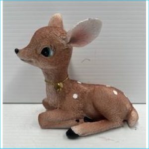 Deer Sitting Ornament 11cm